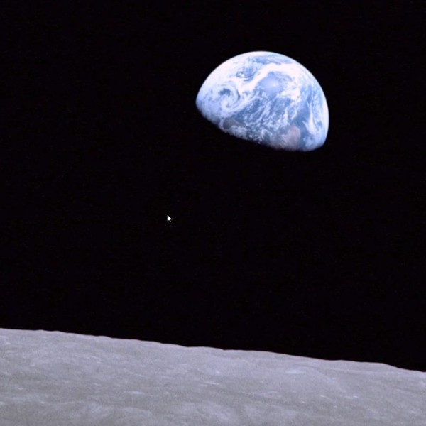 Earthrise - Aufgang über dem Mond